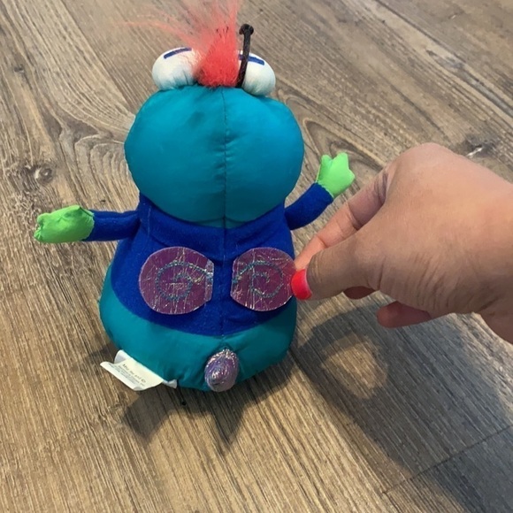 Vintage Y2K Bug "Crash" 6" Bean Bag Plush Hallmark - tested & works - Picture 3 of 6